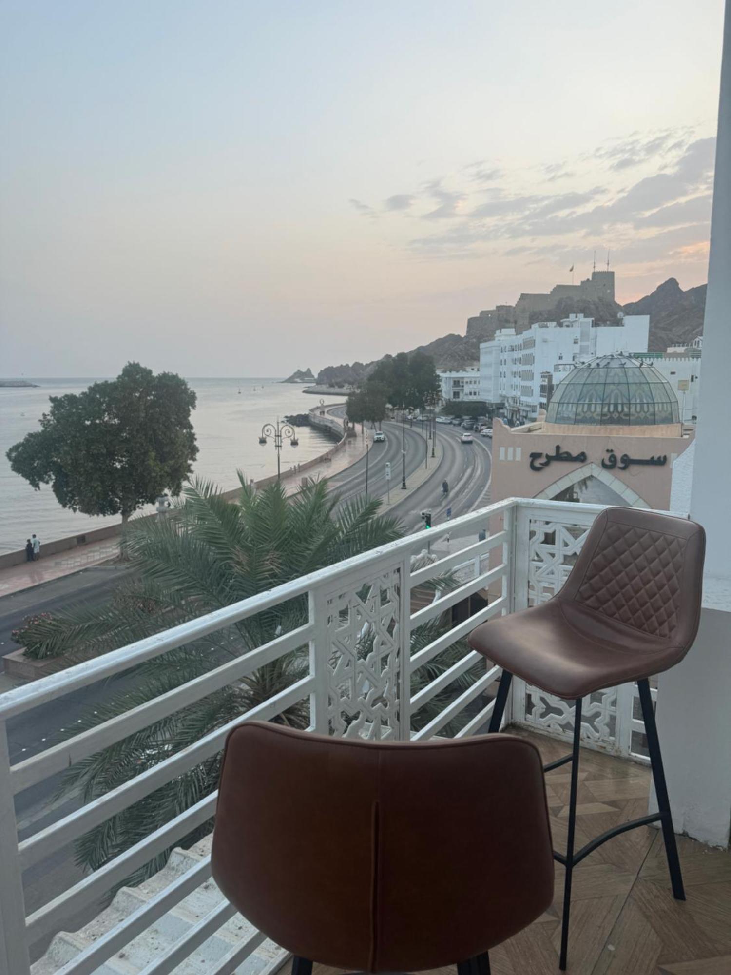Muttrah Souq And Sea View Apartman Maszkat Kültér fotó